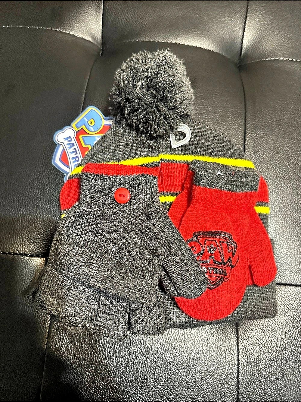 Paw Patrol Kids Red & Gray Mittens NWT